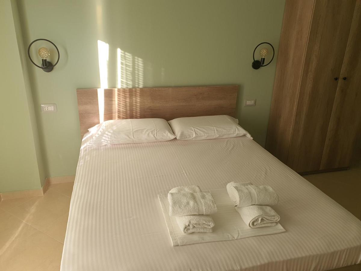 Deni Sea View Apartment Влёра Экстерьер фото