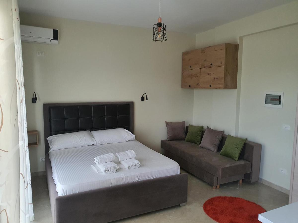 Deni Sea View Apartment Влёра Экстерьер фото