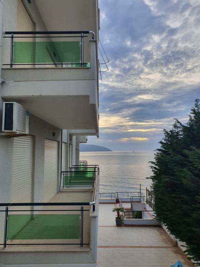 Deni Sea View Apartment Влёра Экстерьер фото