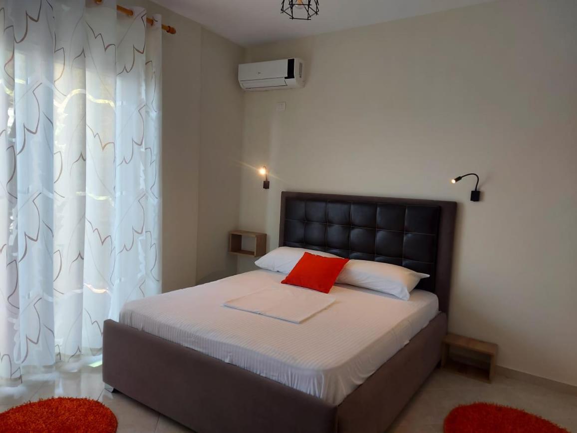 Deni Sea View Apartment Влёра Номер фото