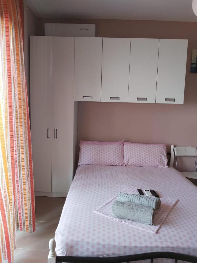 Deni Sea View Apartment Влёра Экстерьер фото