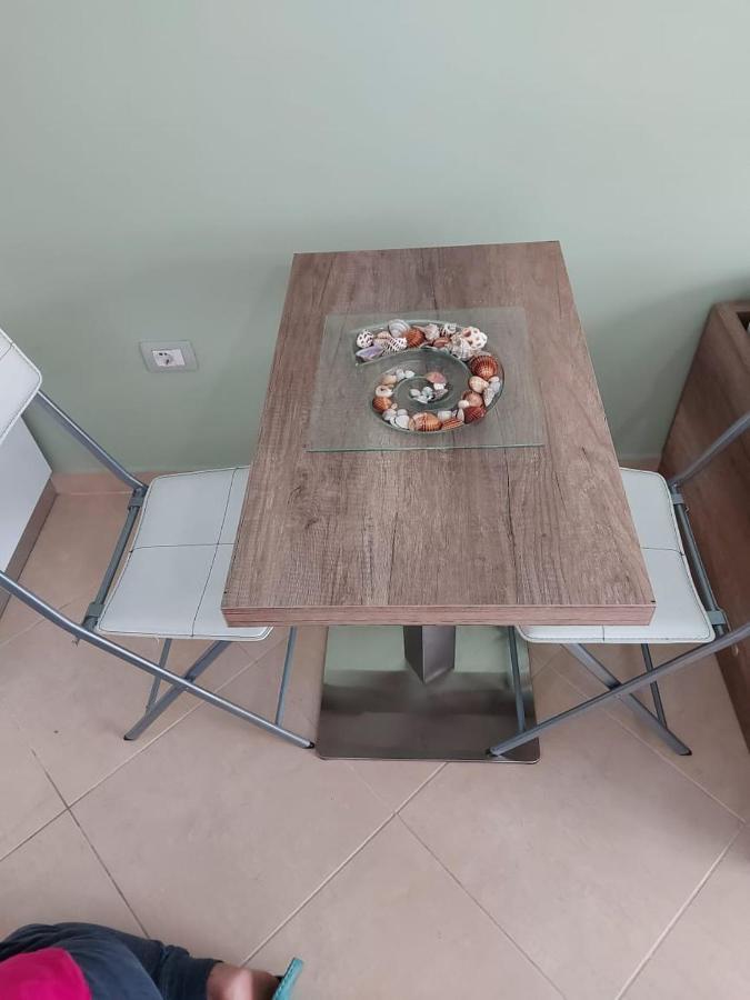 Deni Sea View Apartment Влёра Экстерьер фото